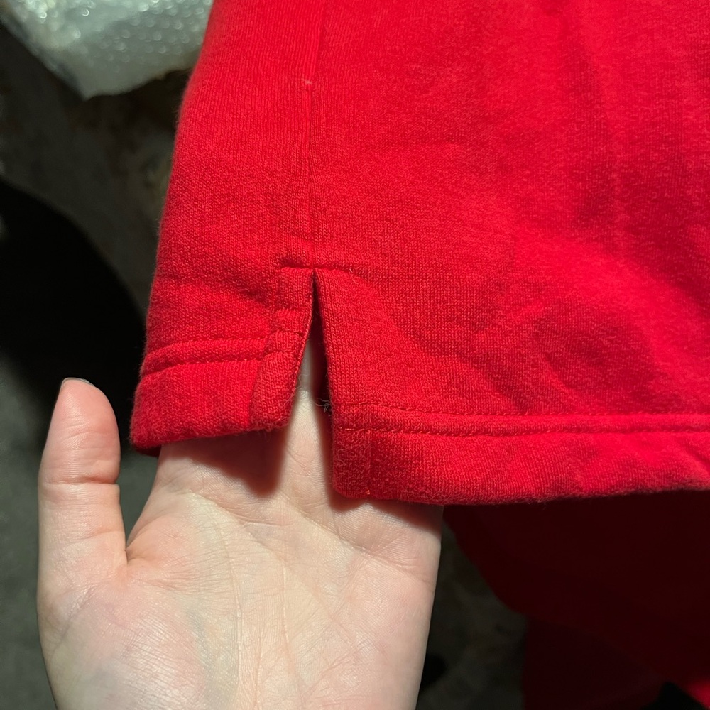 Vintage Marlboro Red Men's Sweatshirt - Picture 3 of 3